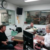 מעדן ויניל היום ברדיו קסם, 106 FM