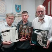 מעדן ויניל היום ברדיו קסם, 106 FM
