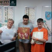 מעדן ויניל היום ברדיו קסם, 106 FM