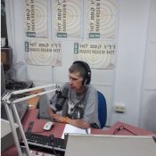 מעדן ויניל היום בכאן רדיו קסם, 106 FM