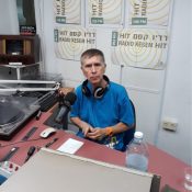להיטון.קום היום ברדיו קסם, 106 FM