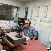 פול מקרטני מת: חמישים שנה לשמועה, בתוכנית מיוחדת של עופר זאבי, רדיו קסם 106 FM – שעה שנייה