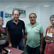 מעדן ויניל היום ברדיו קסם, 106 FM – שעה שנייה