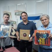 מעדן ויניל היום ברדיו קסם, 106 FM