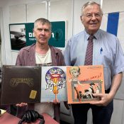 מעדן ויניל היום ברדיו קסם, 106 FM