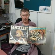 מעדן ויניל היום ברדיו קסם, 106 FM